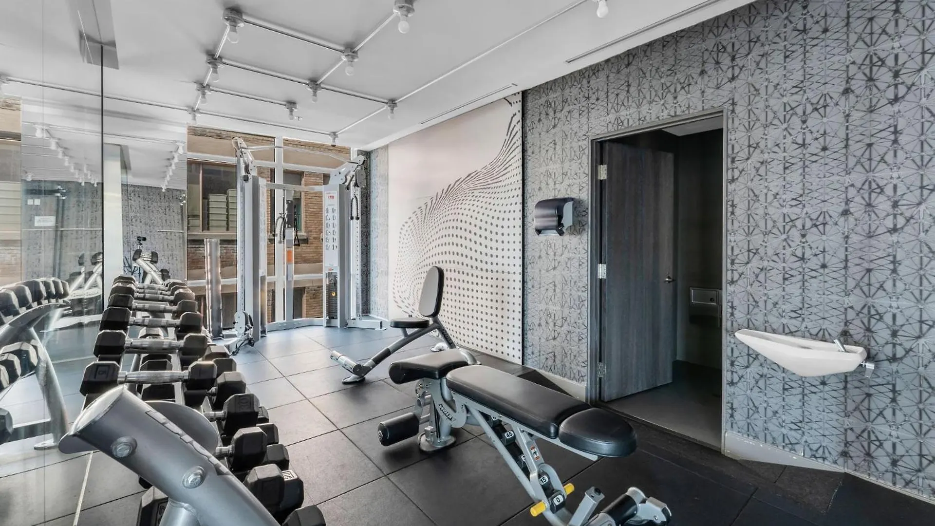 Deluxe 1Br Suite With Bird'S Eye Cn Tower Views Toronto