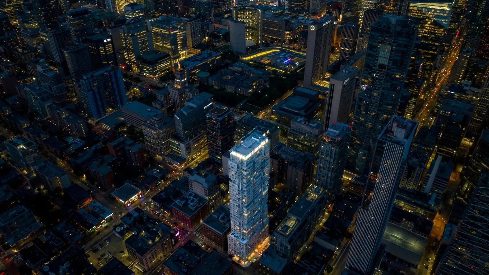Deluxe 1Br Suite With Bird'S Eye Cn Tower Views Toronto
