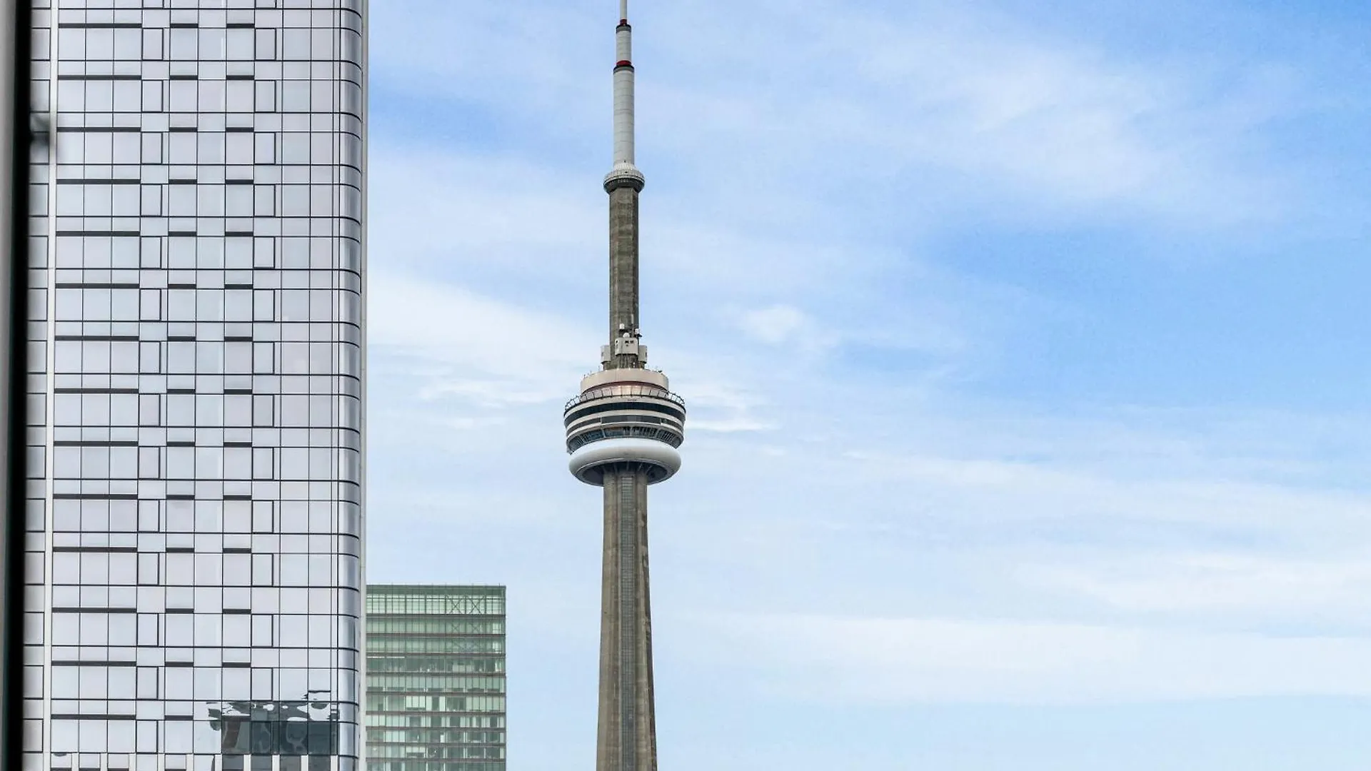 Deluxe 1Br Suite With Bird'S Eye Cn Tower Views Toronto