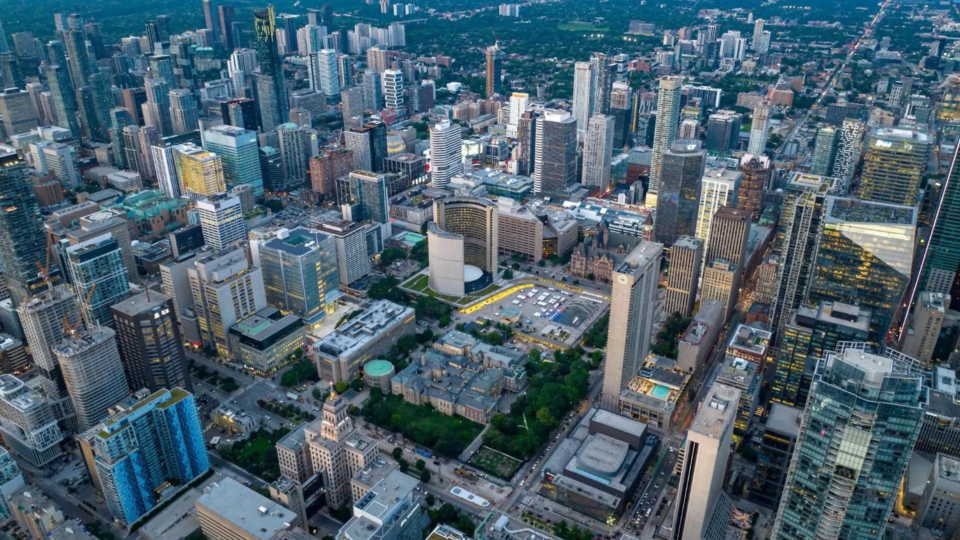 Deluxe 1Br Suite With Bird'S Eye Cn Tower Views Toronto Apartment